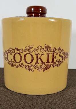 Vintage Monmouth Pottery Stoneware Cookies Jar with Lid